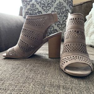 Lightly worn casual heels